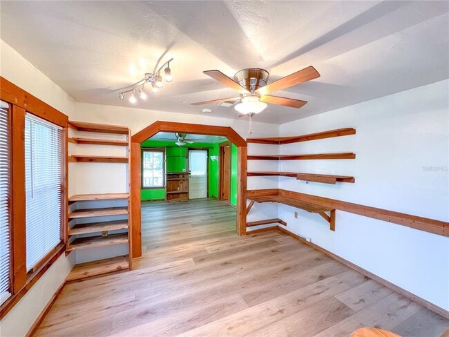 Photo - 25825 W Newberry Rd