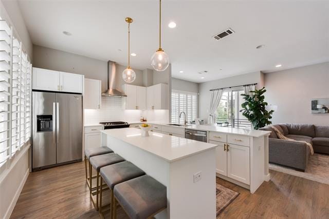 Building Photo - 2107 Bennett Ave Unit 10