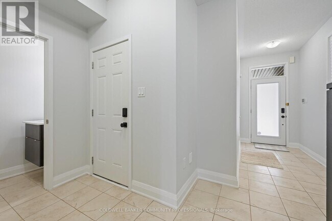 Photo - 193 Huguenot Rd