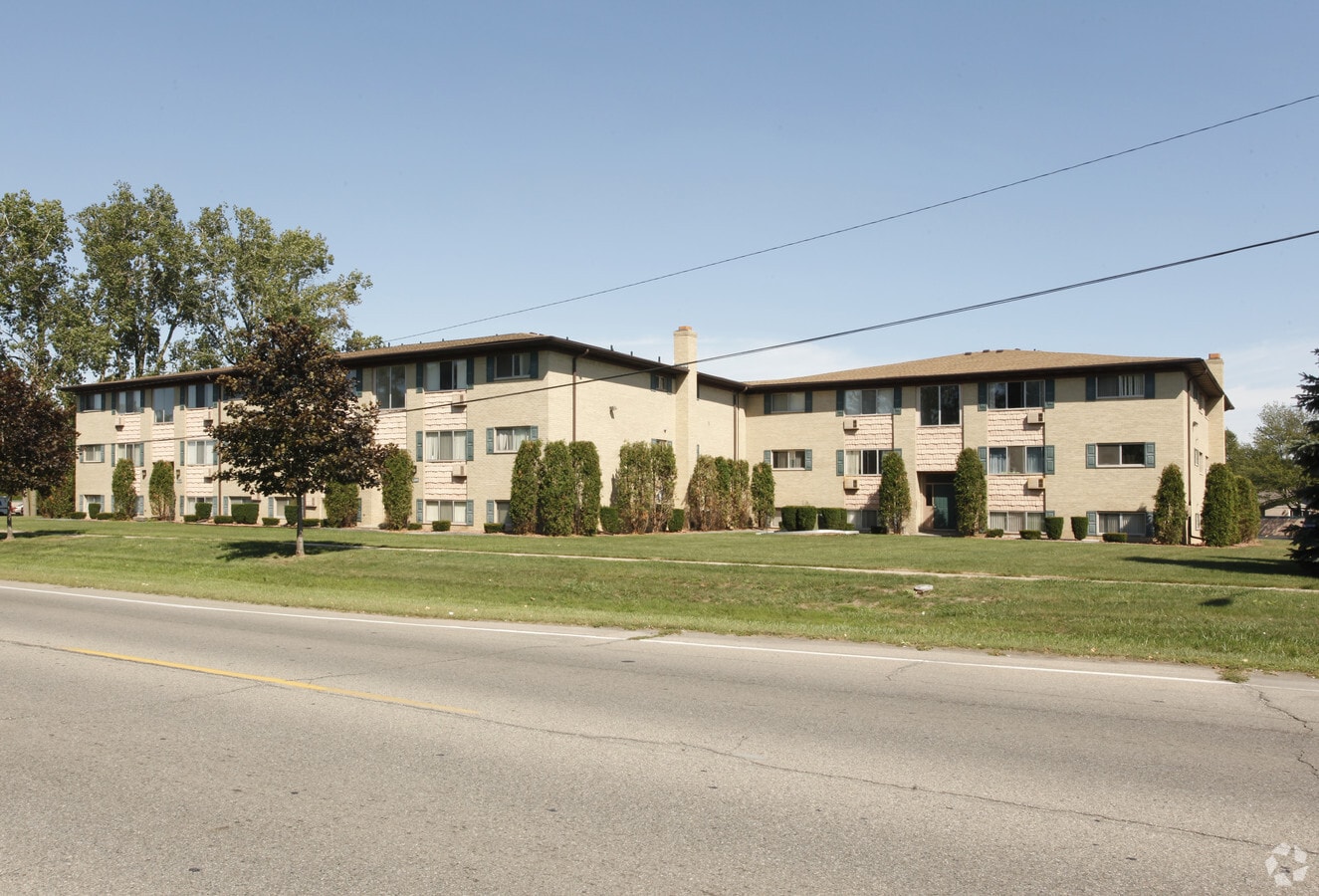 Photo - Luna Village Apartments