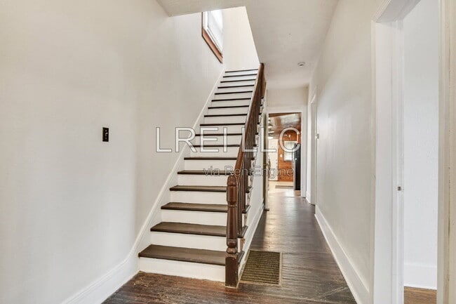 Photo - 1371 Olive St