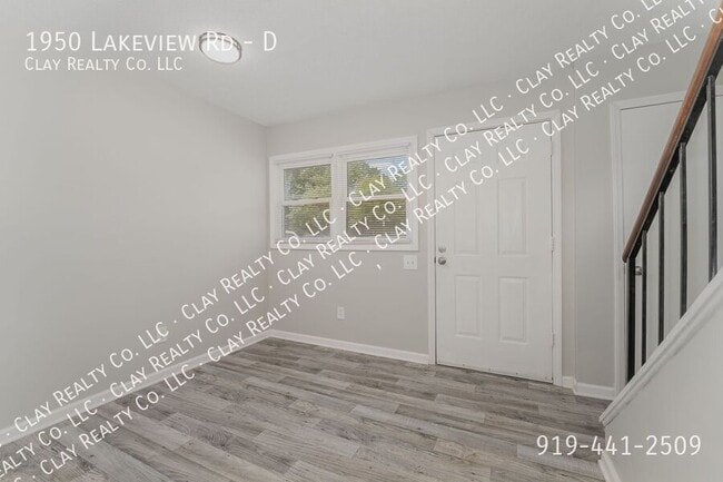 Photo - 1950 Lakeview Rd Unit D