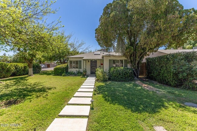 Building Photo - 1301 W MacKenzie Dr