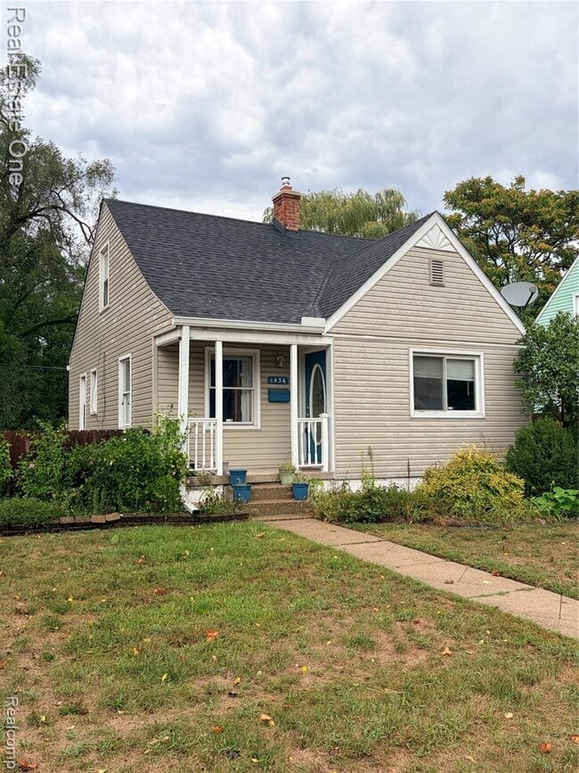 Photo - 1436 Leroy St