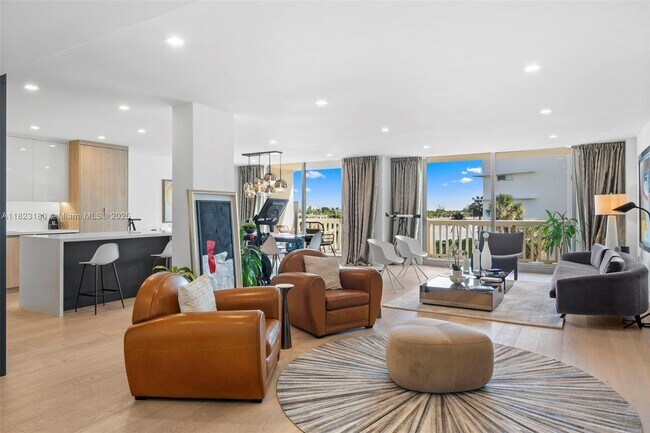 Photo - 9111 E Bay Harbor Dr Unit 4D