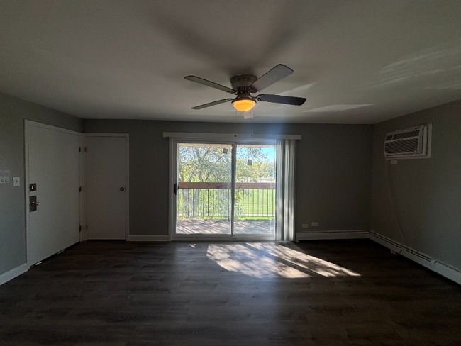 Photo - 4542 Heartland Dr Unit E