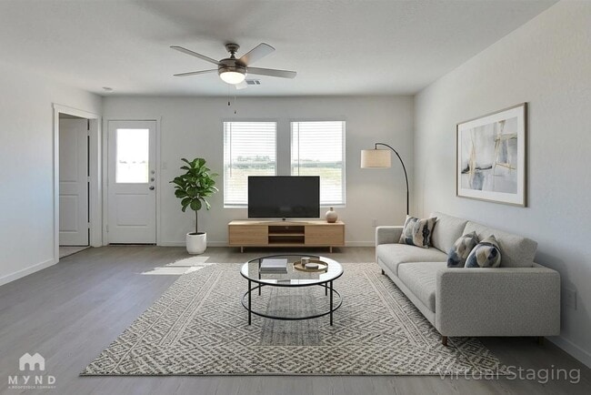 Photo - 328 Pacific Waters