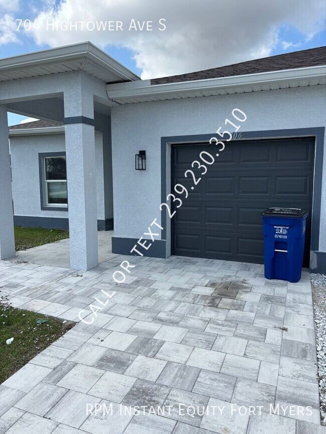 Building Photo - 704 Hightower Ave S