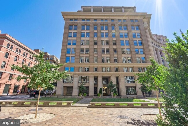 Building Photo - 701 Pennsylvania Ave NW Unit 1209 Rental