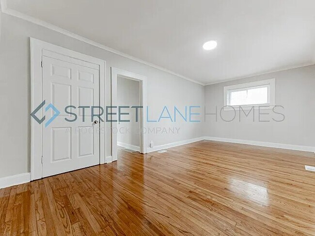 Photo - 3838 Missouri Ave