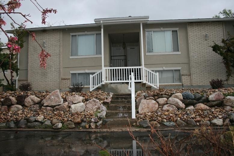 Photo - 710 East Side Dr Unit 2
