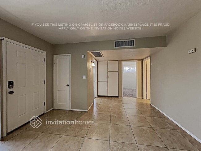 Photo - 9444 N 4th Ave