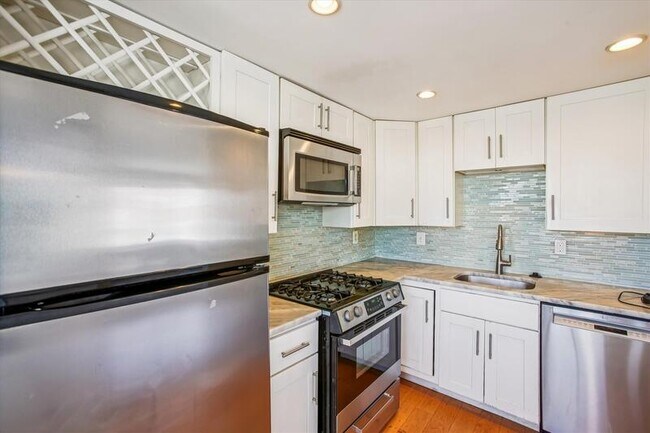 Photo - 1245 13th St NW Unit 909