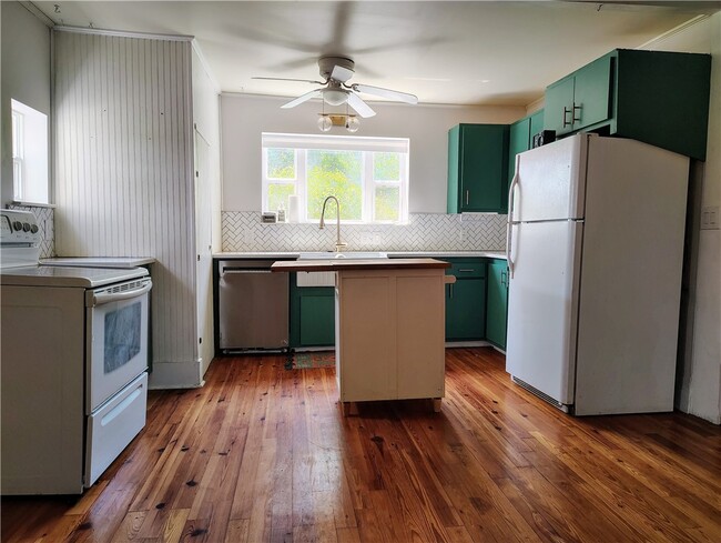 Photo - 14894 Trammel Mountain Rd