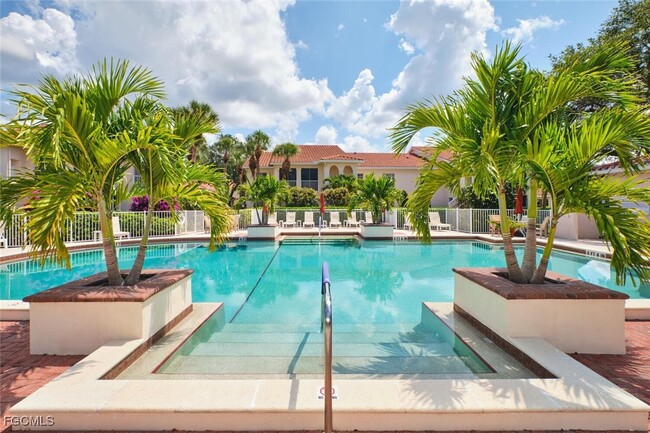 Building Photo - 109 Tuscana Ct Unit 305