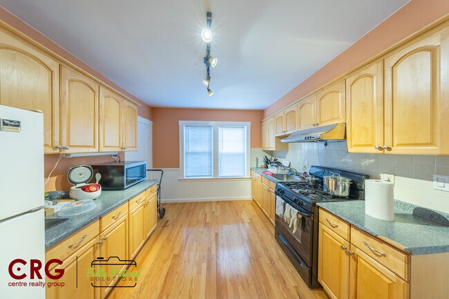 Building Photo - 99 Glenville Ave Unit 3 Rental