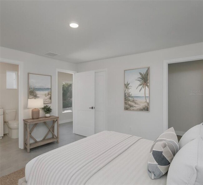 Photo - 310 Hibiscus St