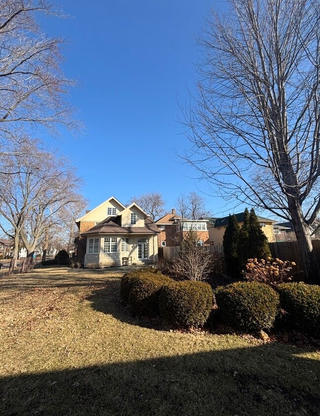 Photo - 310 N Prairie Ave