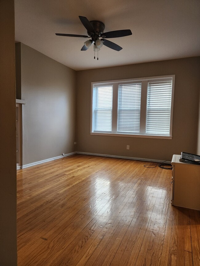 Living room - 2204 E 84th St Unit 2204 E 84th 1st floor