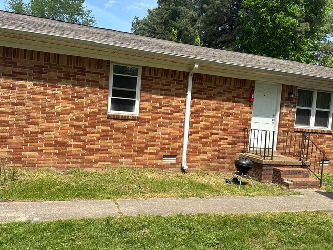 Photo - 813 Scott St