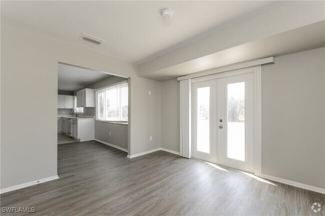 Building Photo - 6865 Appomattox Dr Rental