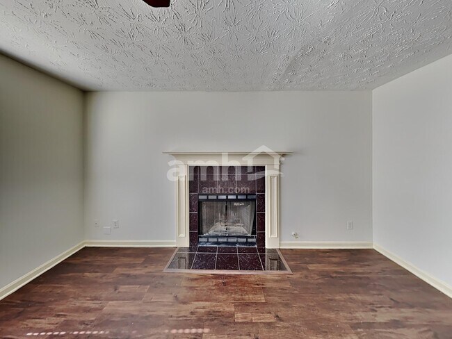 Photo - 1535 Margate Ct NW