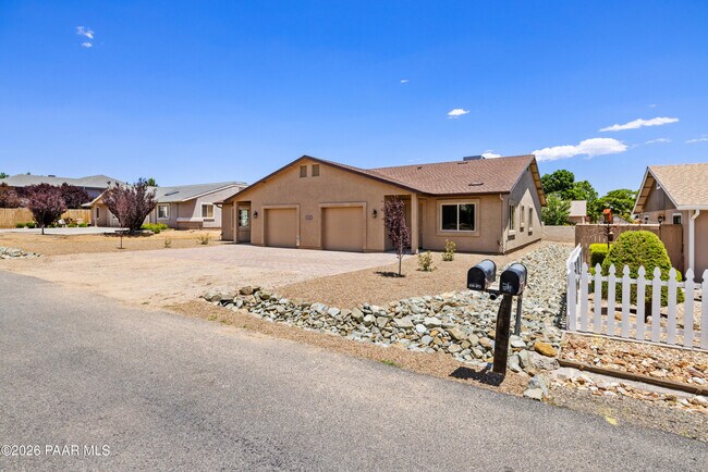 Photo - 6201 N Reata Dr Unit 1