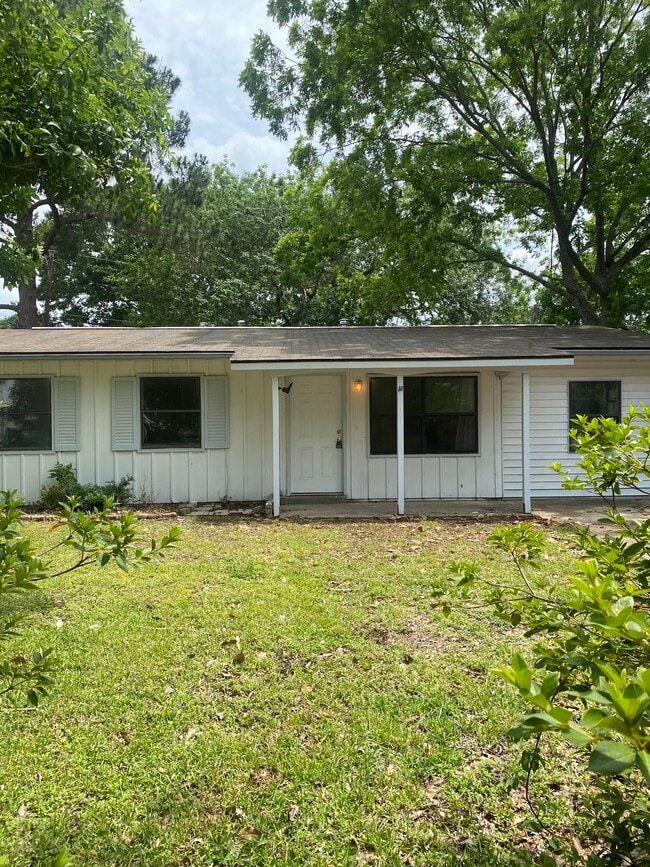 Photo - 1421 George Dr Casa