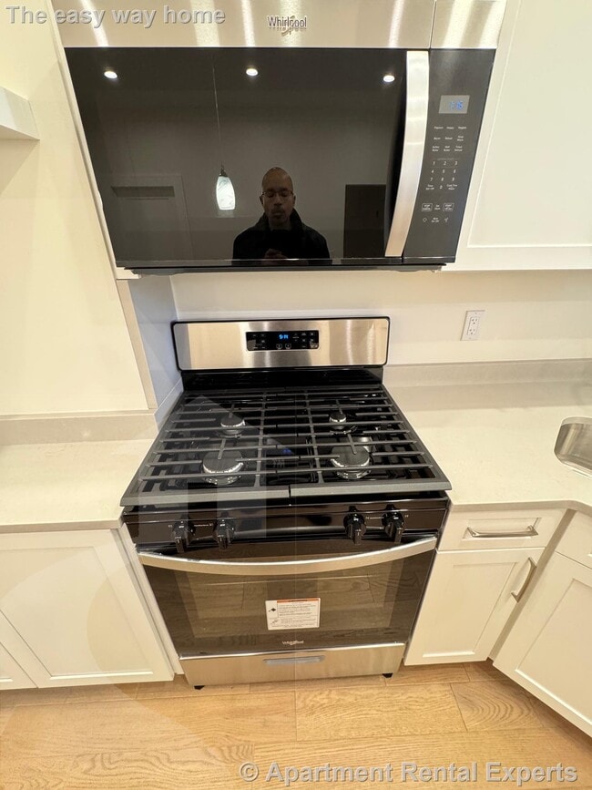 Photo - 13 Bristol St Unidad #3