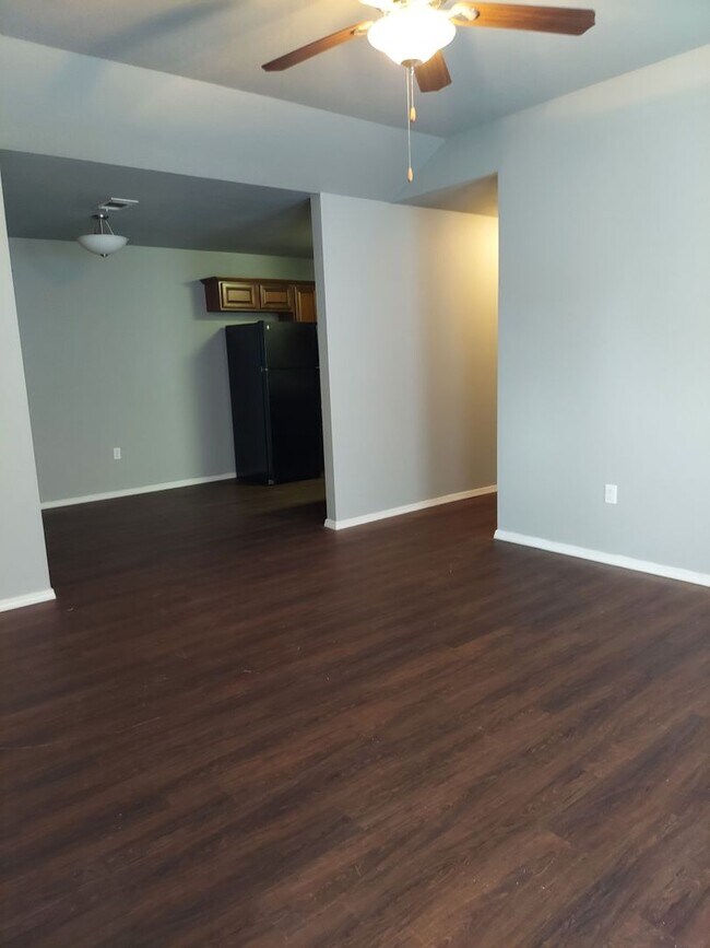 Photo - 2006 Ingalls Ln