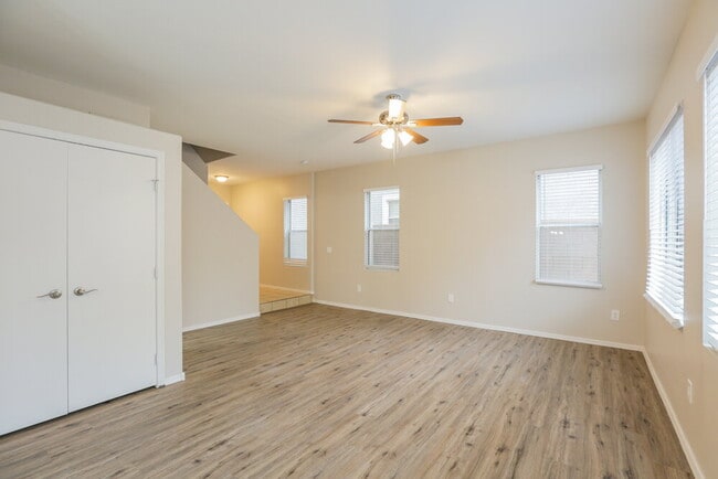 Photo - 3905 W Park St