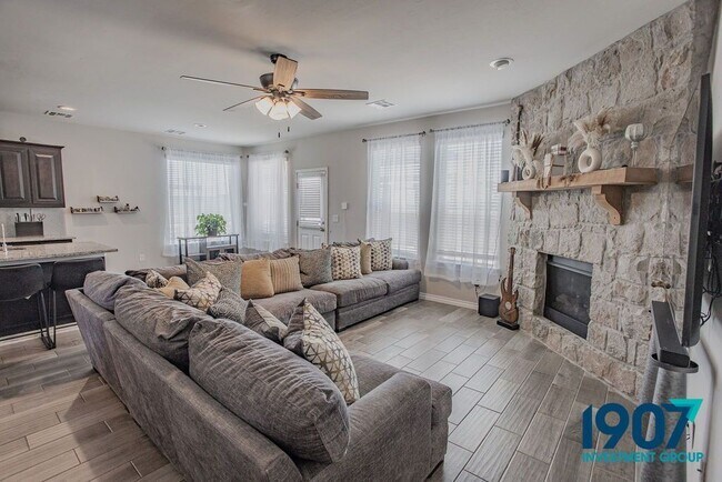 Photo - 2501 Caden Ct