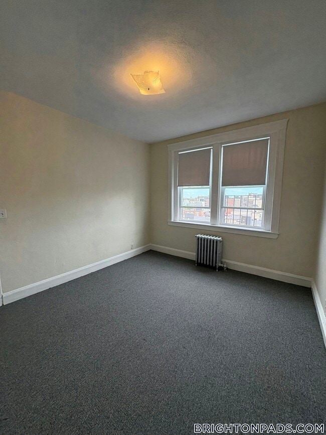 Building Photo - 1687 Commonwealth Ave Unit 31 Rental