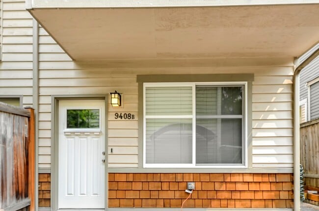 Photo - Updated Townhouse Near Fauntleroy Park with Private Suites and Parking