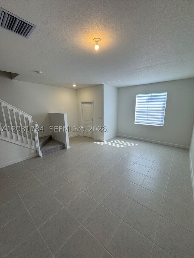 2655 SE 28th Dr