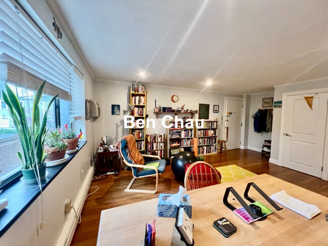 Photo - 6 Blair Pl Unidad 8B