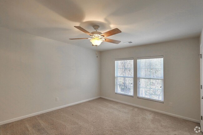 Building Photo - 1525 Oldenburg Dr Rental