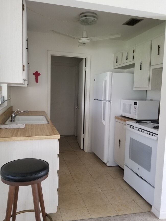 Photo - 4248 Drummond Ave