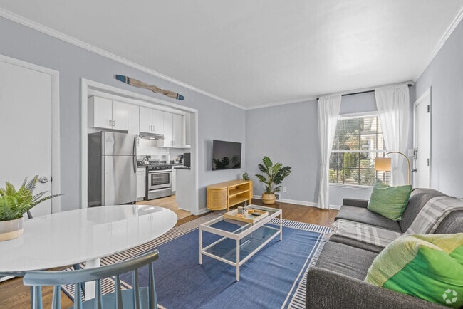 Building Photo - 881 North Highland Avenue Northeast Rental