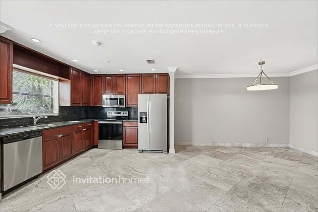 Photo - 5818 Northpointe Ln