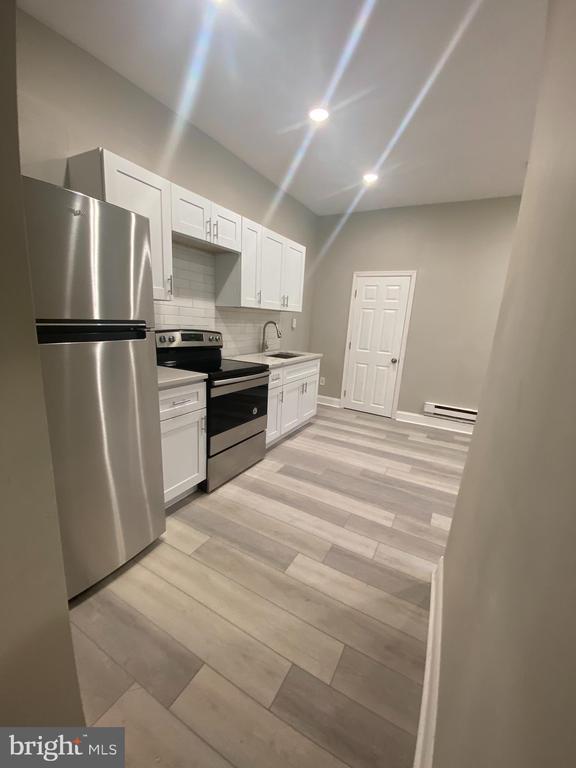 Building Photo - 4614 Rising Sun Ave