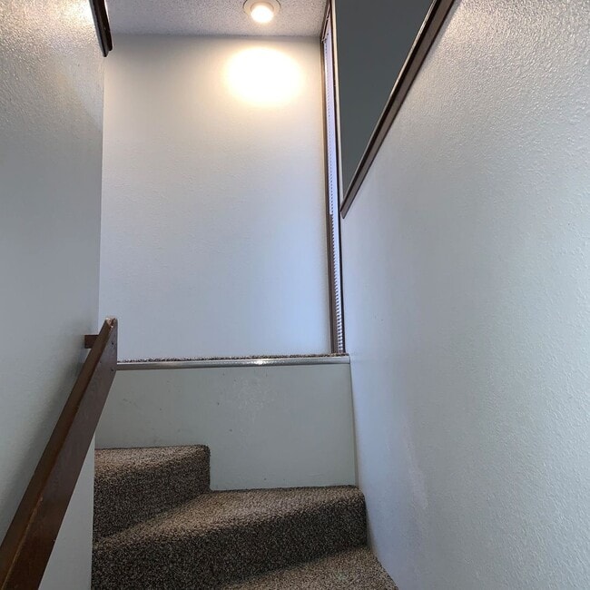Photo - 919 S Garden Dr