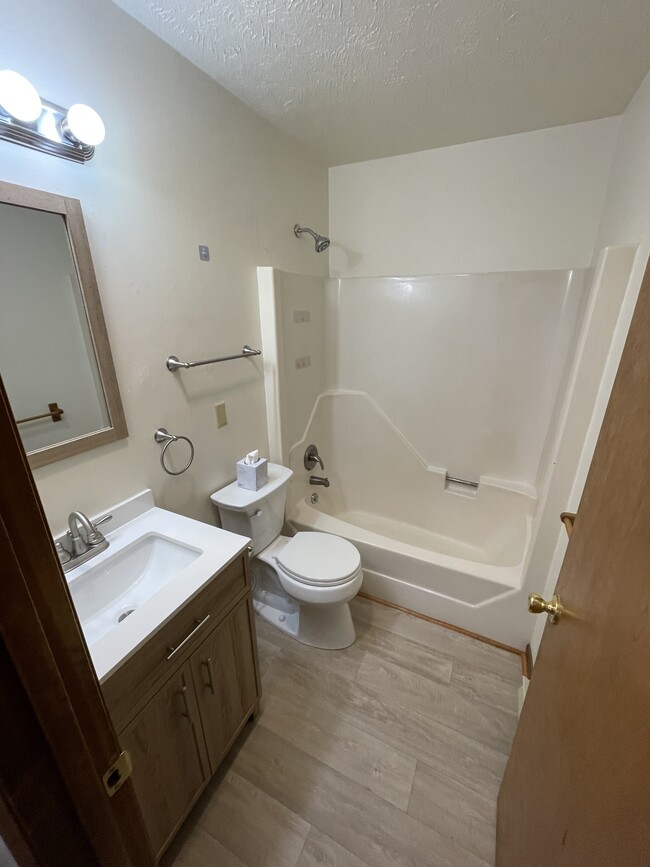 Photo - 327 Centreville Pike Unit 327