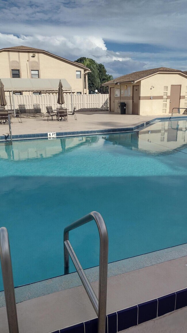 Photo - 9430 Boca Cove Cir Unit 209