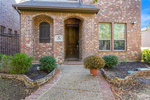 Photo - 1229 Harris Hawk Way