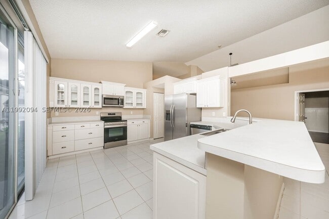 Photo - 7699 Thornlee Dr