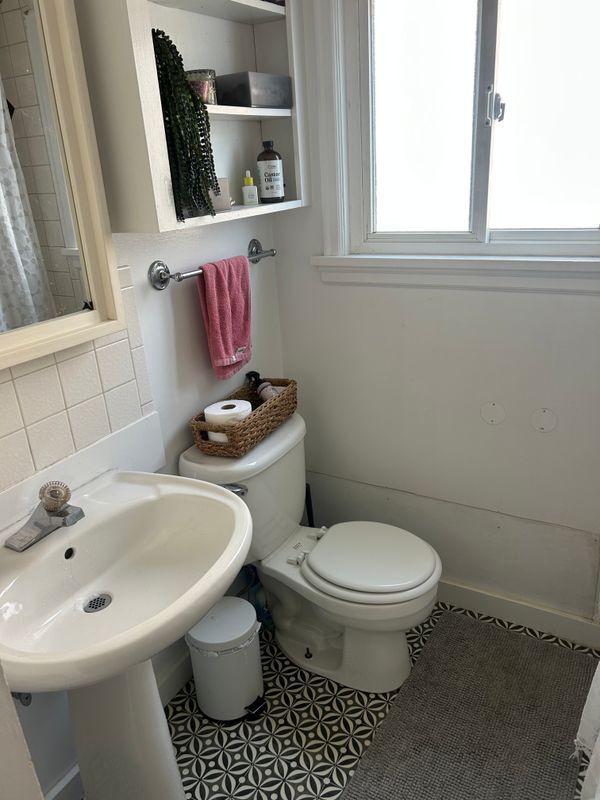 Photo - 1717 Iverson Ave