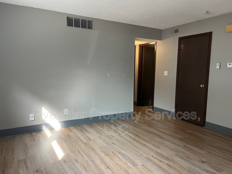 Photo - 2080 W Washington St Unit 4