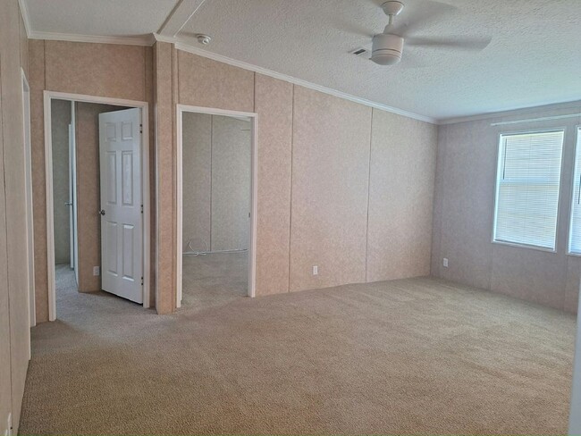 Photo - 7001 142nd Ave N