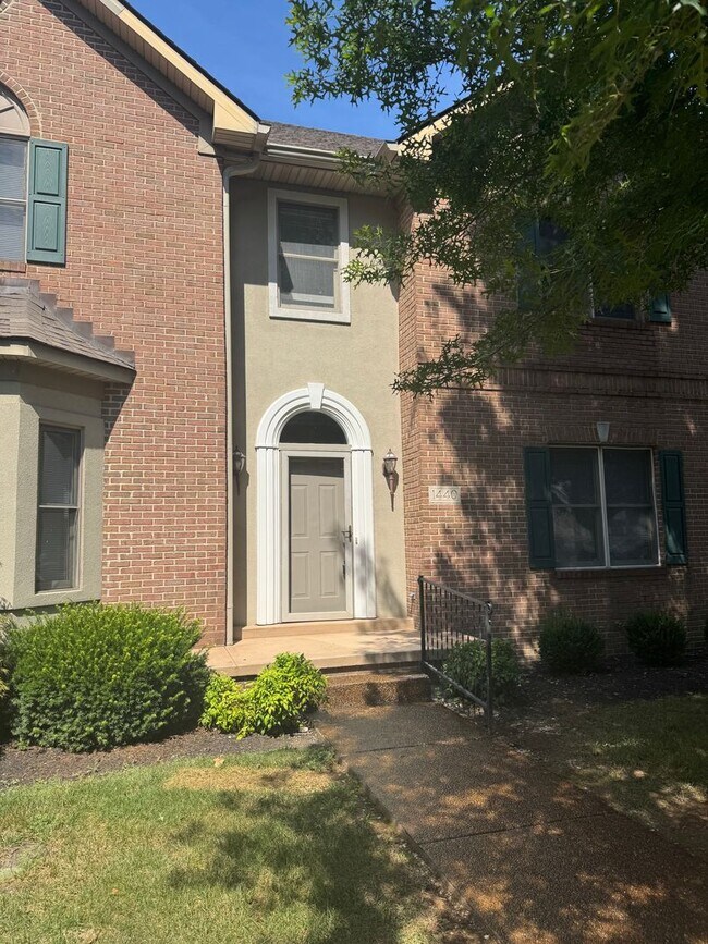 Building Photo - Spacious three bedroom, two and a half bat... Rental